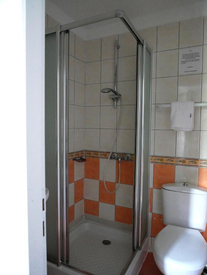 Auberge Trabenia Ascain Eksteriør billede