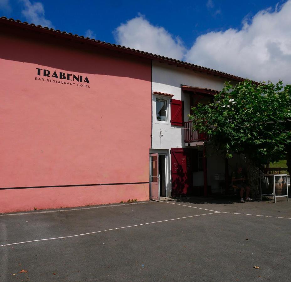Auberge Trabenia Ascain Eksteriør billede