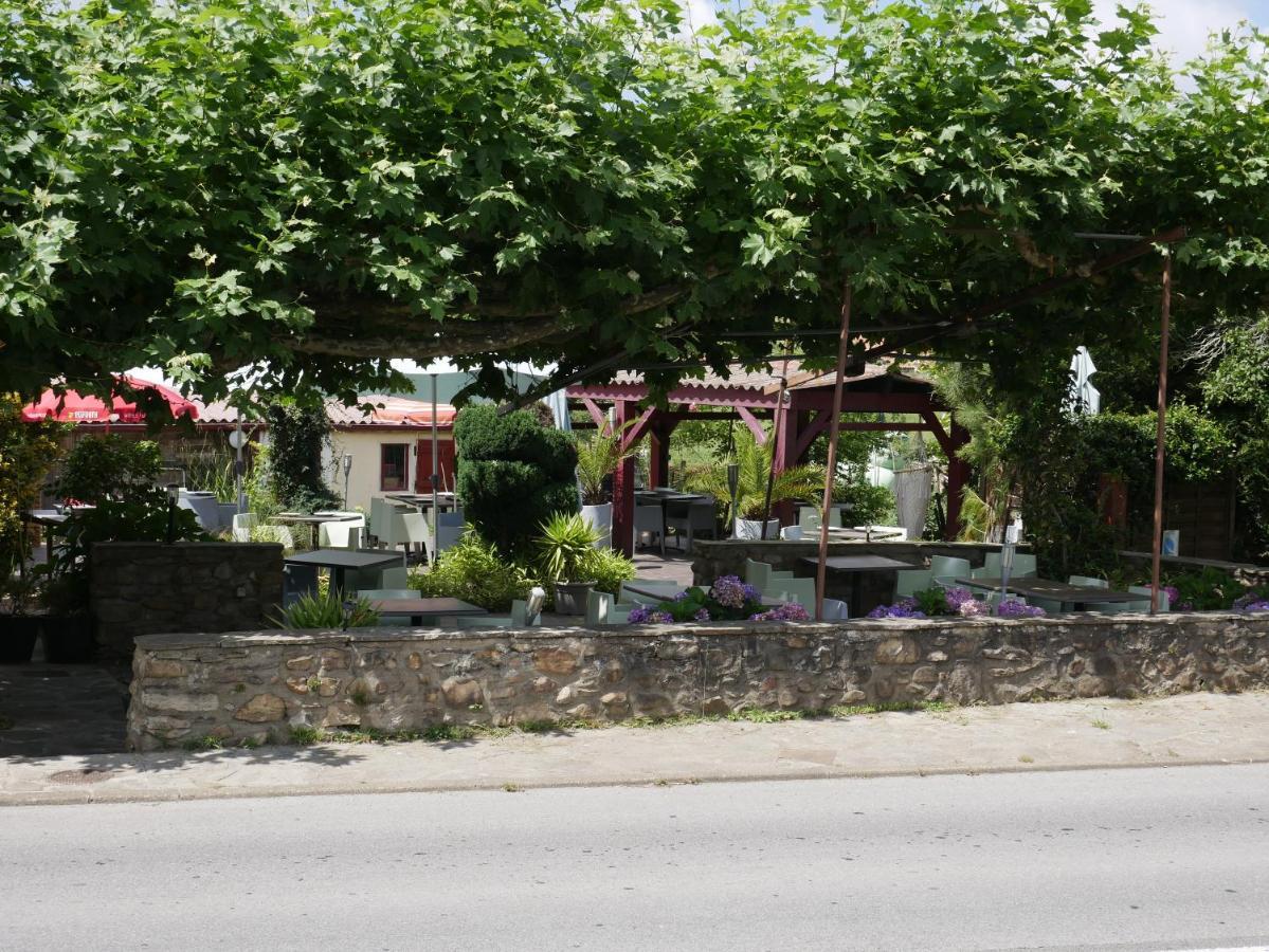 Auberge Trabenia Ascain Eksteriør billede